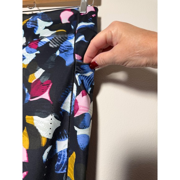 Brooks Women Method 3/4 Abstract Floral Print Leggings Athleisure Size Large - Picture 6 of 12